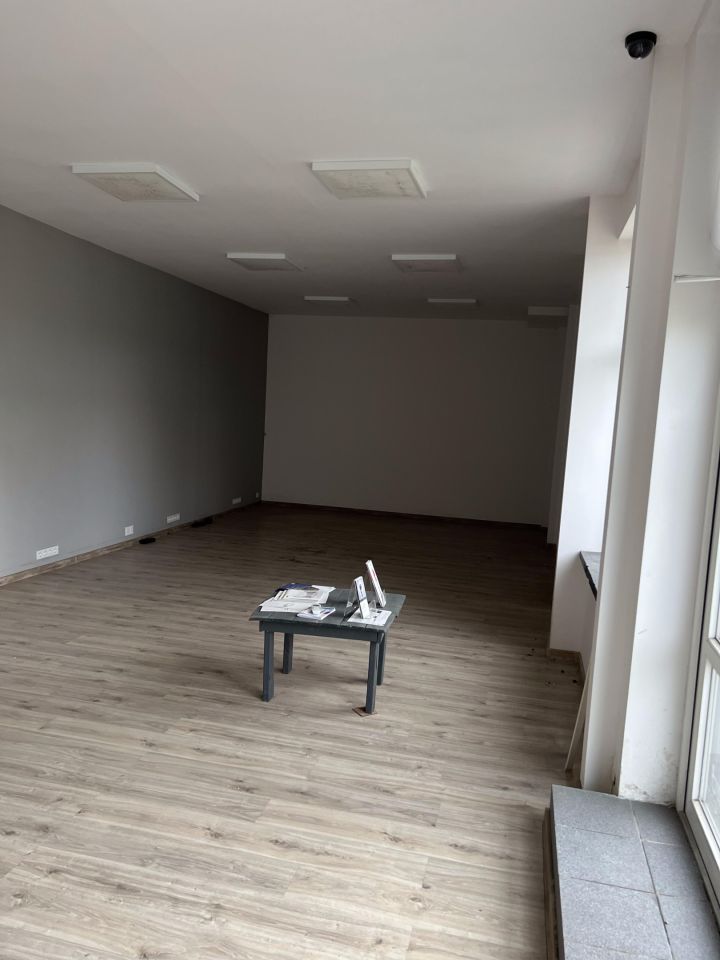 Hala/magazyn Gdynia Chylonia, ul. Hutnicza. Zdjęcie 3