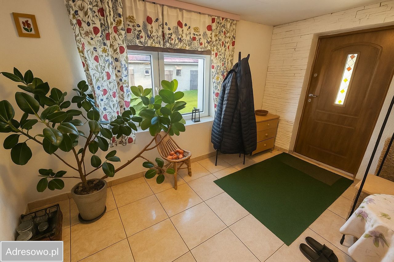 dom wolnostojący, 4 pokoje Lisice. Zdjęcie 15