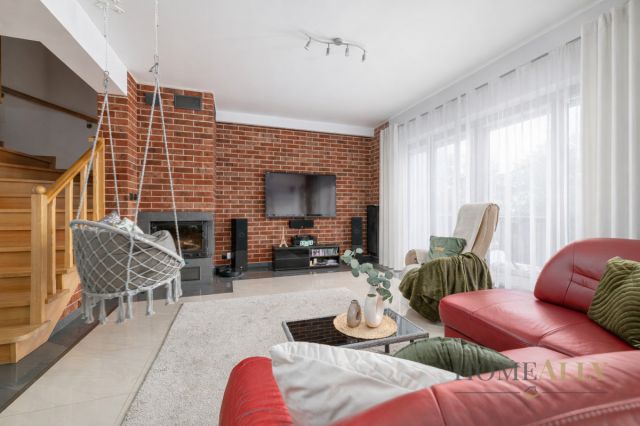 bliźniak, 5 pokoi Łomianki. Zdjęcie 5