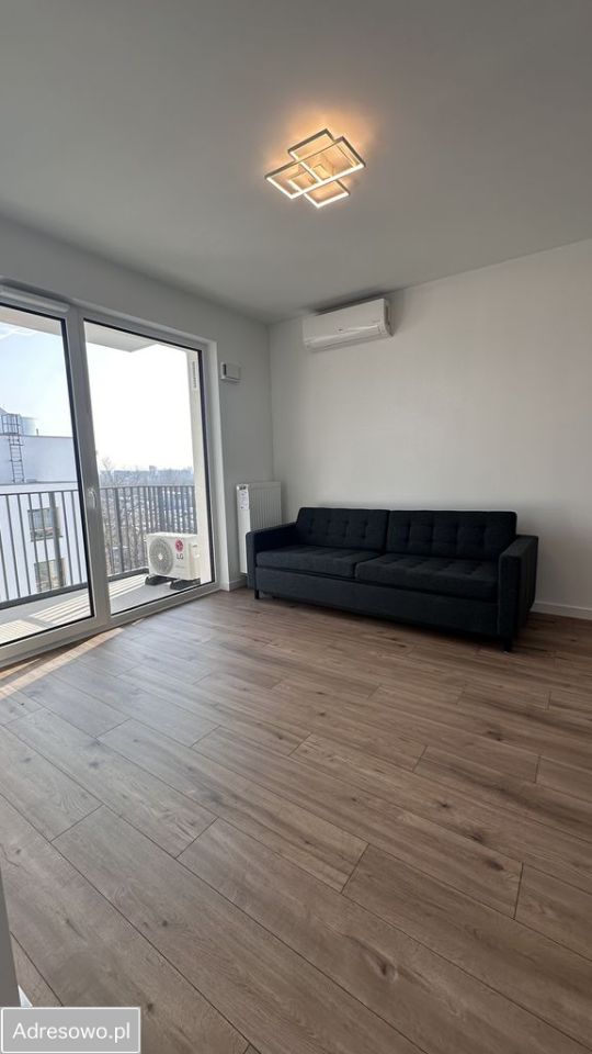 Mieszkanie 3-pokojowe Warszawa Włochy, ul. Równoległa. Zdjęcie 3