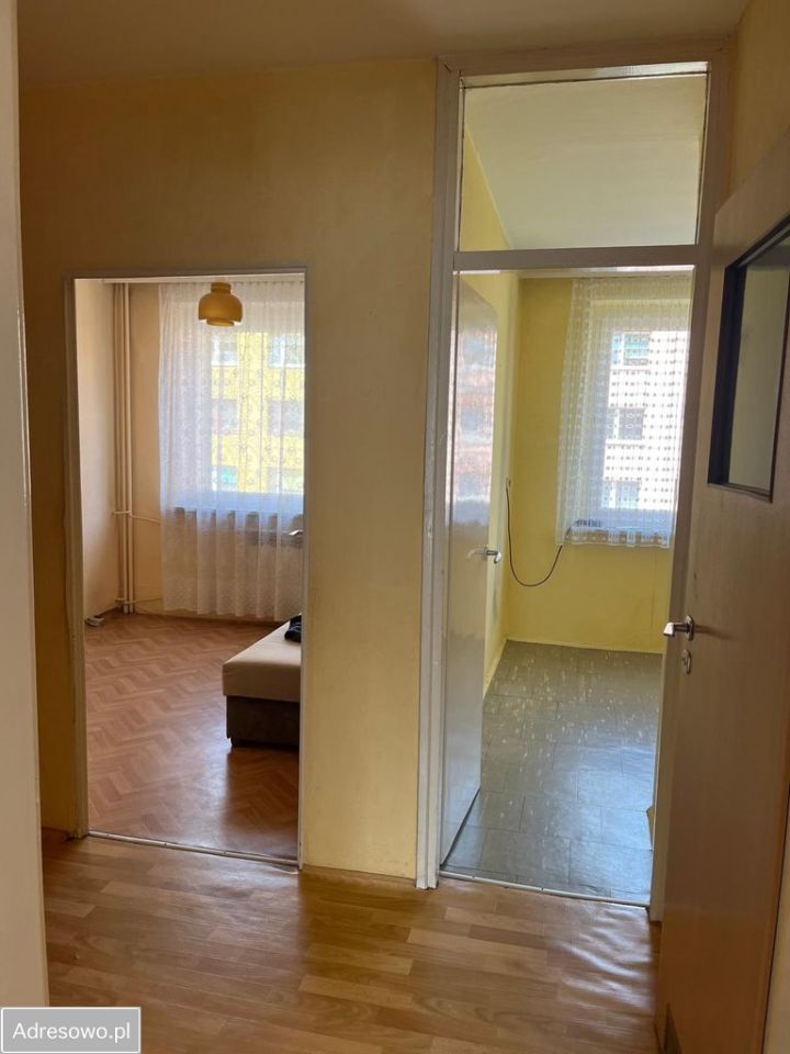 Mieszkanie 3-pokojowe Zabrze Guido, ul. ks. Jana Dzierżona. Zdjęcie 3