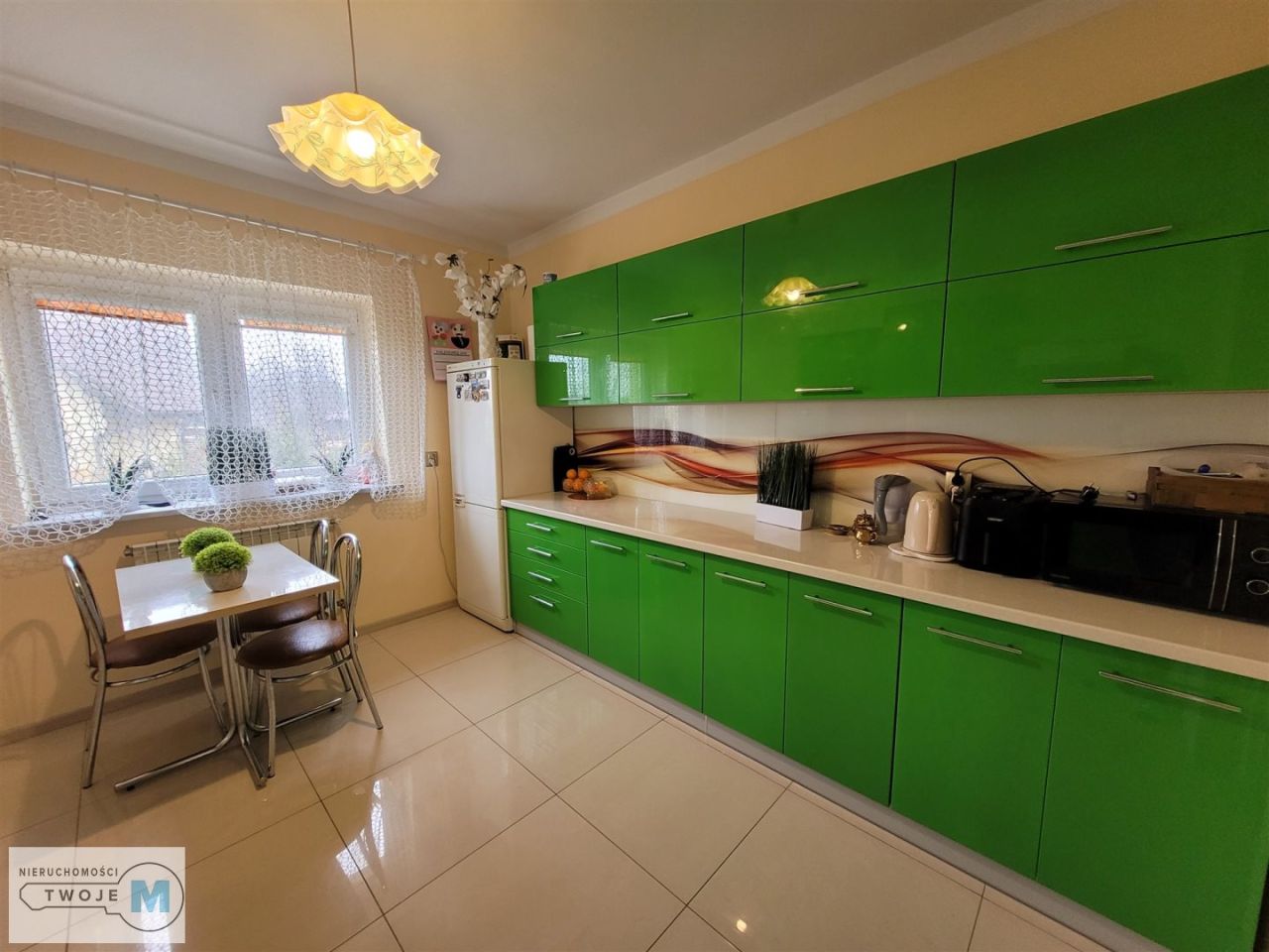 dom wolnostojący, 5 pokoi Białowieża. Zdjęcie 8