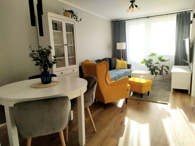 Mieszkanie 3-pokojowe Katowice Zawodzie, al. Walentego Roździeńskiego. Zdjęcie 1