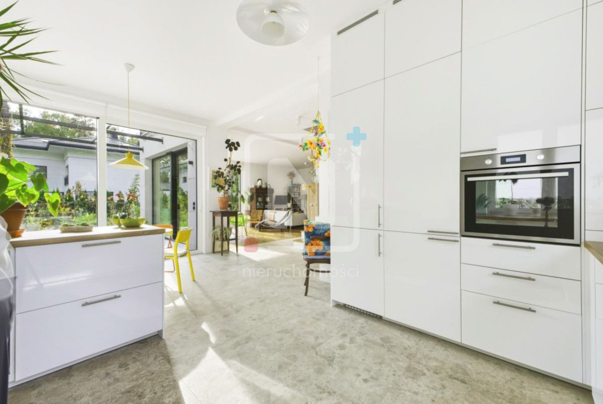 dom wolnostojący, 7 pokoi Józefów. Zdjęcie 8