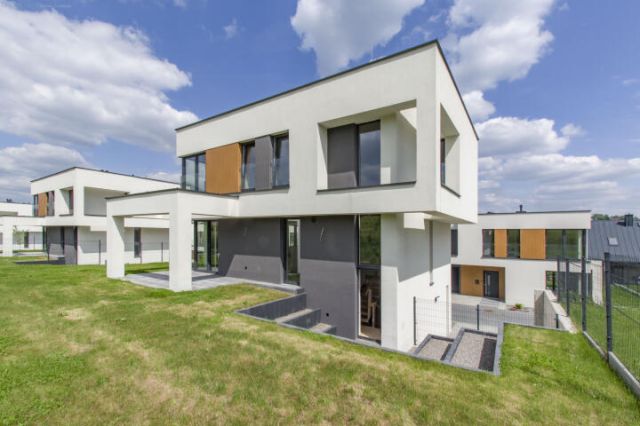 dom wolnostojący, 5 pokoi Wrząsowice, ul. Wrzosowa. Zdjęcie 1