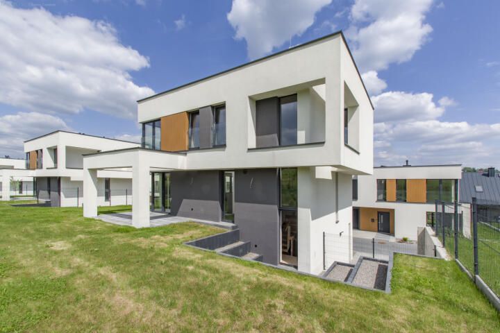 dom wolnostojący, 5 pokoi Wrząsowice, ul. Wrzosowa