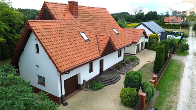 dom wolnostojący, 5 pokoi Jaktorów. Zdjęcie 1