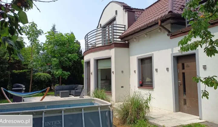 dom wolnostojący, 8 pokoi Brwinów