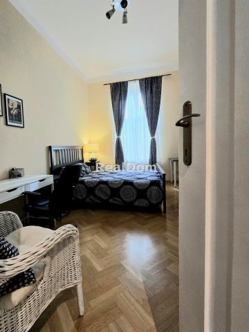 Mieszkanie 4-pokojowe Kraków Stare Miasto, ul. Szlak. Zdjęcie 14