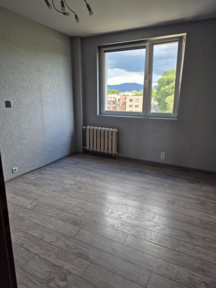 Mieszkanie 4-pokojowe Bielsko-Biała, ul. Jana Sobieskiego. Zdjęcie 9