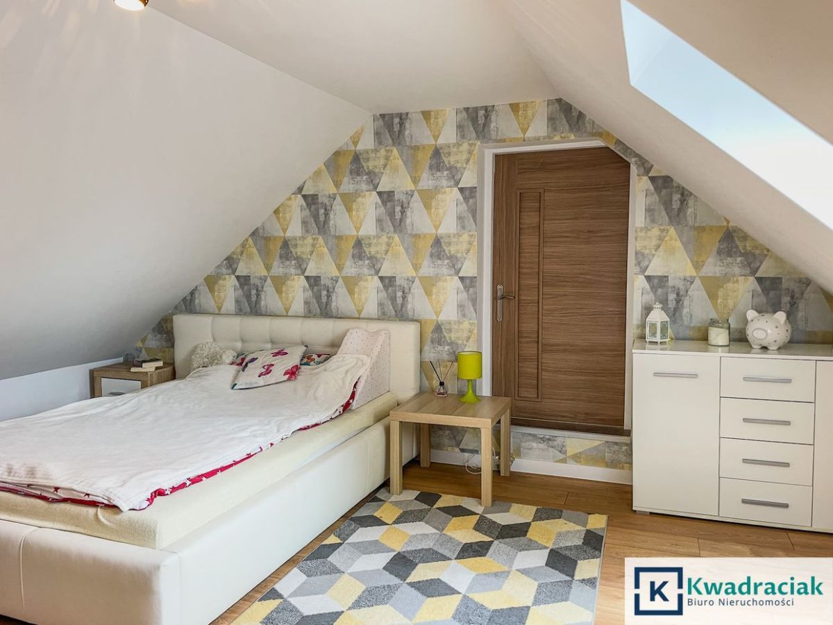 dom wolnostojący, 5 pokoi Bieździadka. Zdjęcie 14