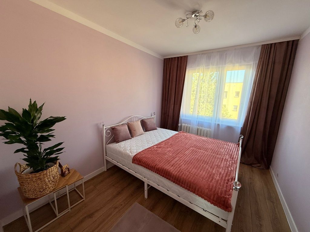 Mieszkanie 4-pokojowe Krosno Śródmieście, ul. Armii Krajowej. Zdjęcie 2