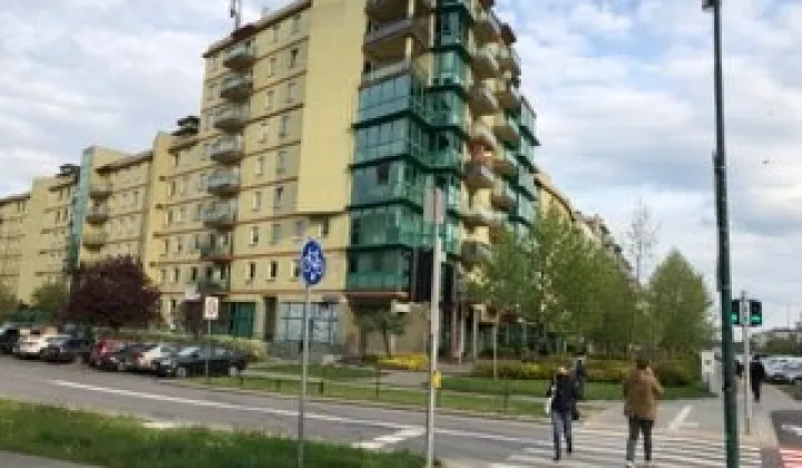 Lokal Warszawa Kabaty, al. Komisji Edukacji Narodowej