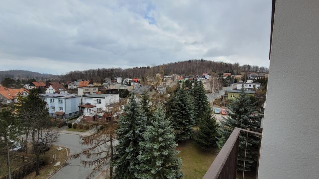 Mieszkanie 3-pokojowe Jelenia Góra Centrum, ul. Konstantego Ildefonsa Gałczyńskiego. Zdjęcie 22