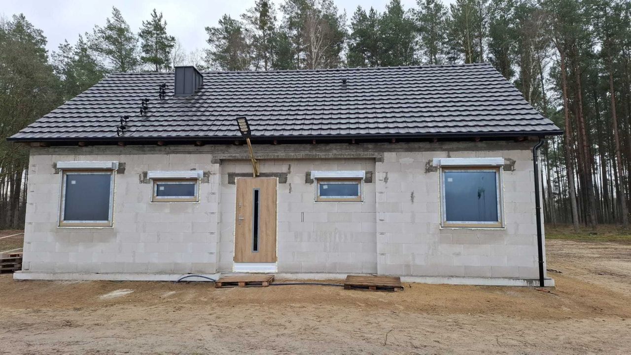 dom wolnostojący Chojniki