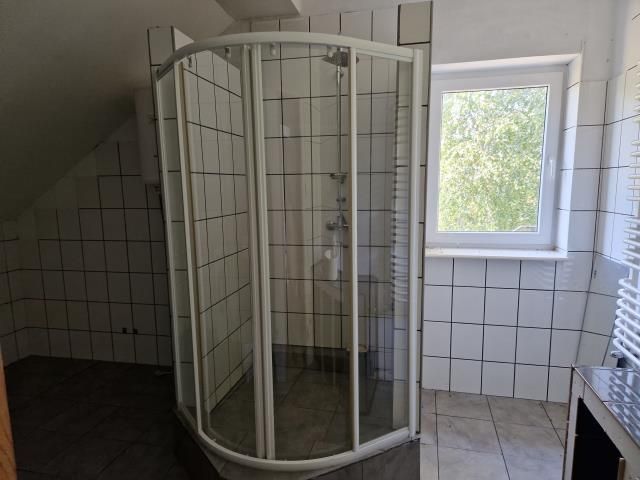 dom wolnostojący, 7 pokoi Tłuszcz. Zdjęcie 8