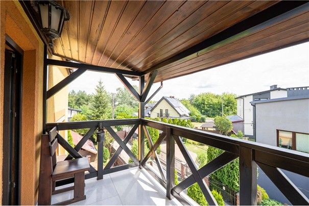 dom wolnostojący, 8 pokoi Sosnowiec Bór, ul. Leona Wasilewskiego. Zdjęcie 3