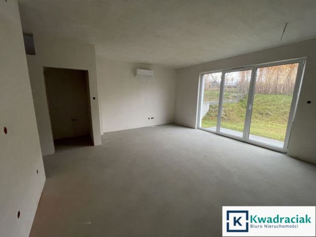 dom szeregowy, 4 pokoje Jasło, ul. Łąkowa. Zdjęcie 2