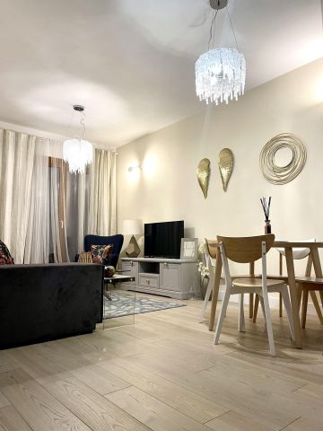 Mieszkanie 3-pokojowe Warszawa Wola, ul. Krochmalna. Zdjęcie 1