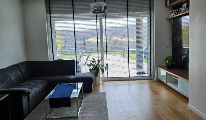 dom wolnostojący, 5 pokoi Tumlin-Wykień