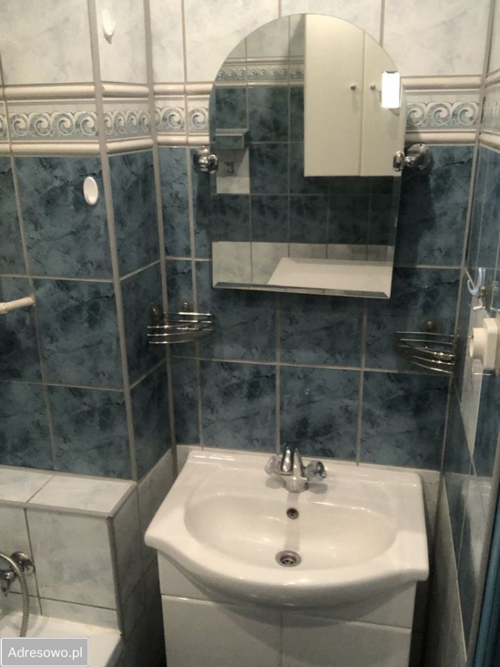 Mieszkanie 3-pokojowe Oleśnica, ul. gen. Władysława Sikorskiego. Zdjęcie 3