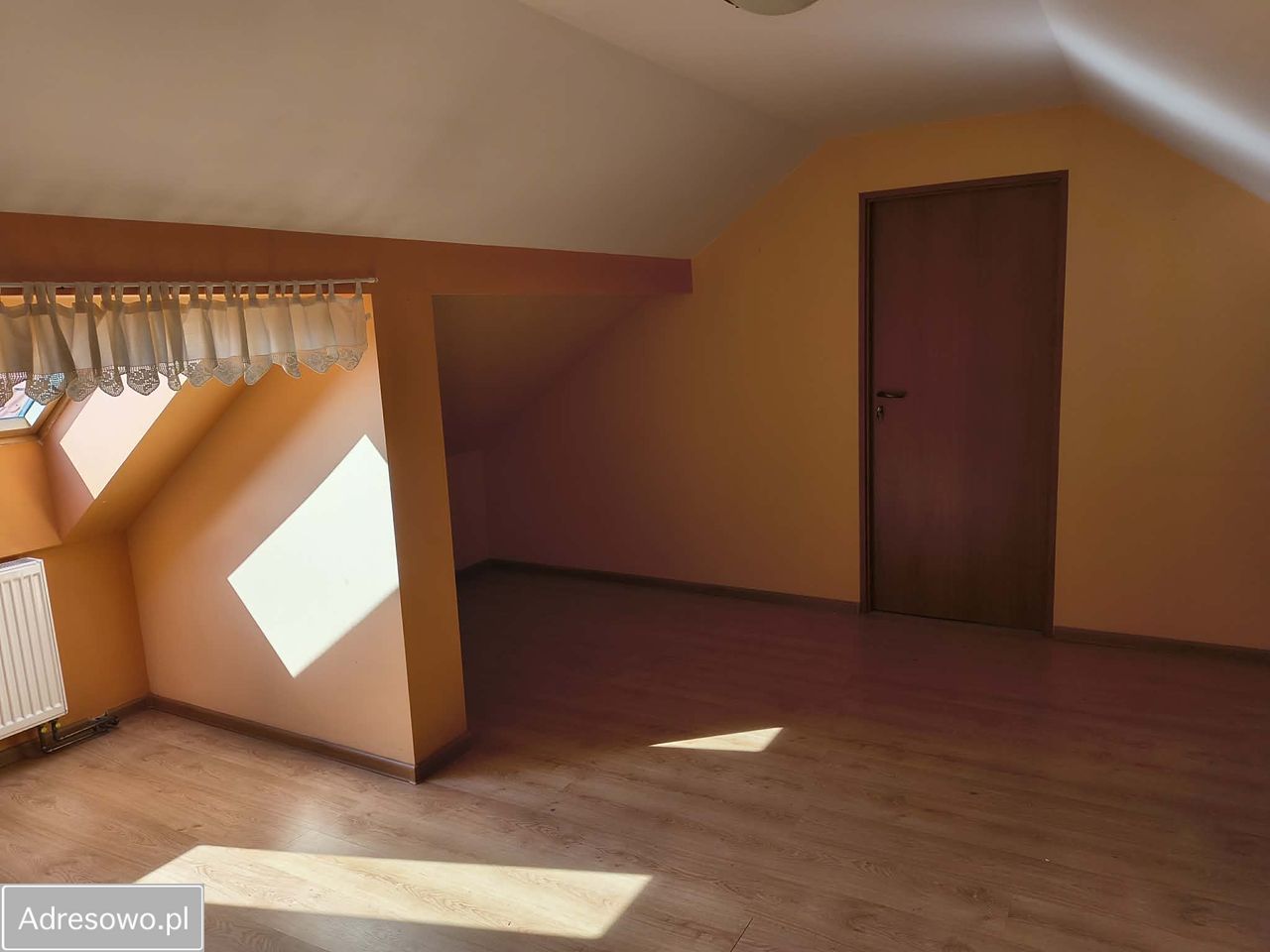 dom wolnostojący, 5 pokoi Sówki. Zdjęcie 16