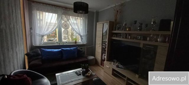 Mieszkanie 3-pokojowe Iława, ul. Brata Alberta. Zdjęcie 1