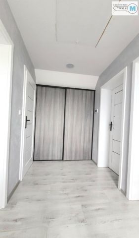 dom wolnostojący, 4 pokoje Oblęgór. Zdjęcie 17