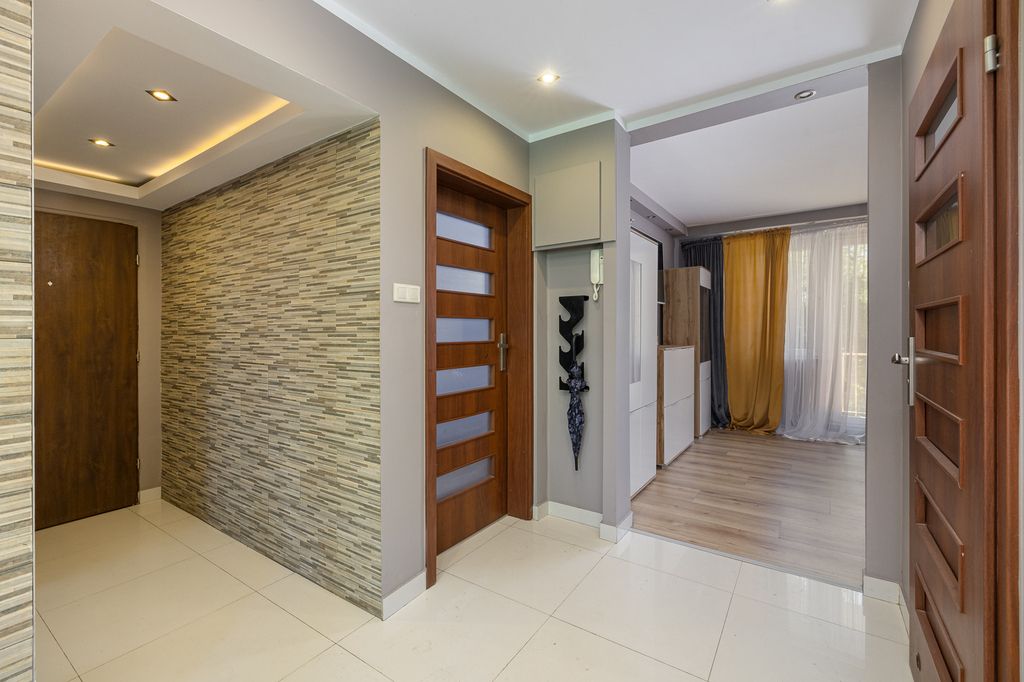 Mieszkanie 3-pokojowe Warszawa Mokotów, ul. Capri. Zdjęcie 3