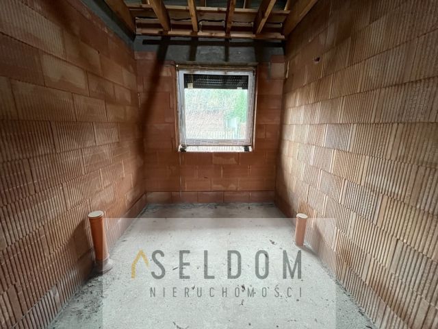 dom wolnostojący, 4 pokoje Miedziana. Zdjęcie 8