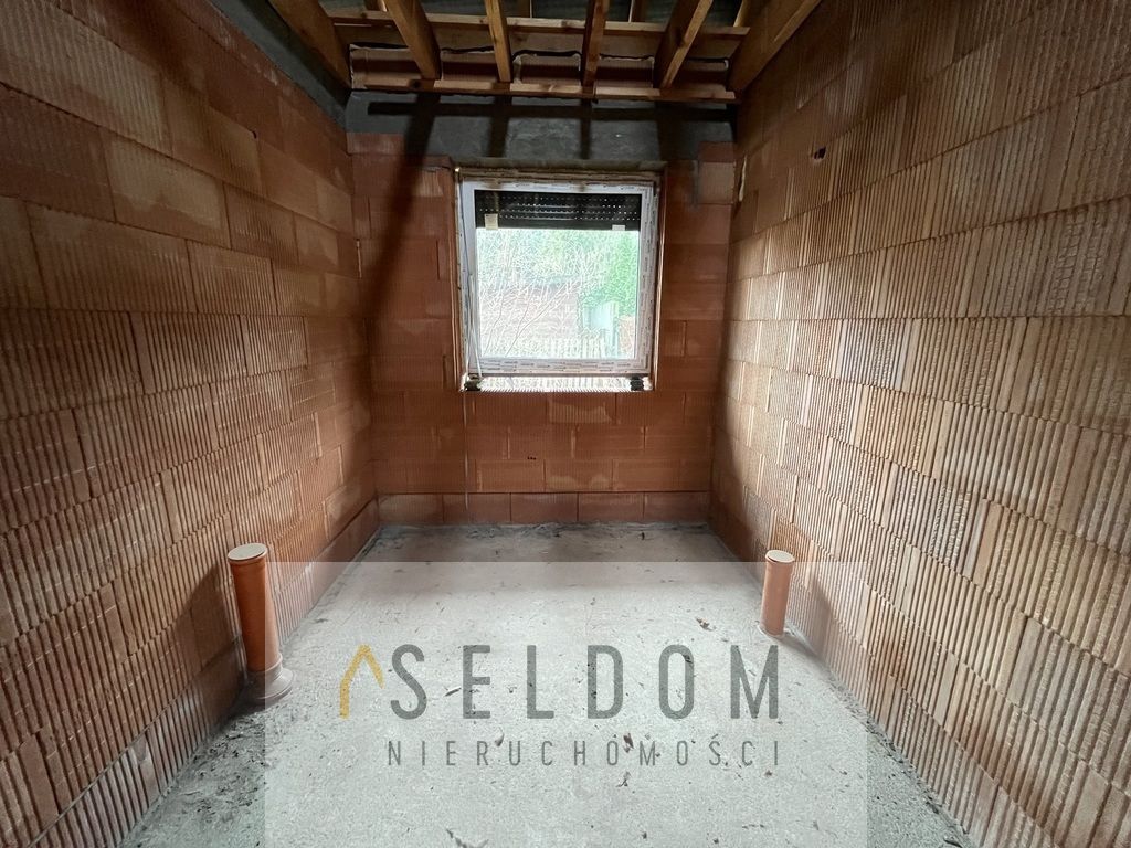 dom wolnostojący, 4 pokoje Miedziana. Zdjęcie 8