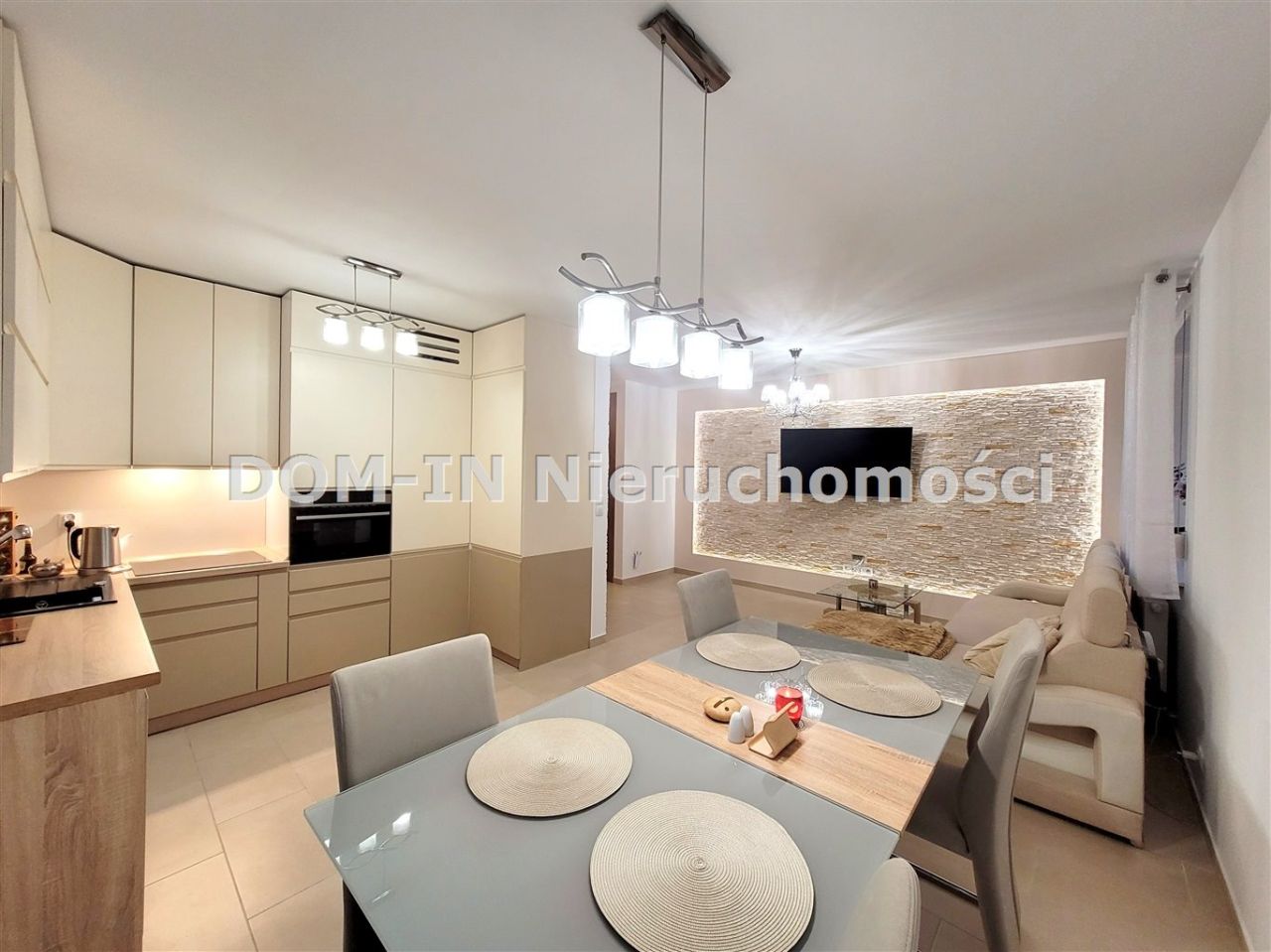 Mieszkanie 3-pokojowe Jastrzębie-Zdrój, ul. Podmiejska. Zdjęcie 2