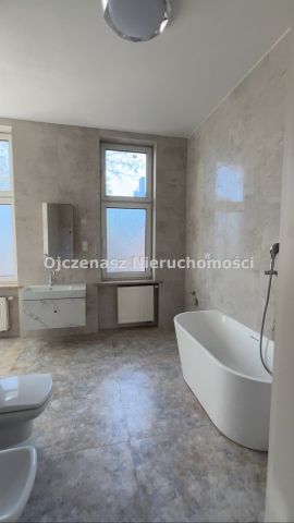 Mieszkanie 3-pokojowe Bydgoszcz Śródmieście, ul. 20 Stycznia 1920. Zdjęcie 4