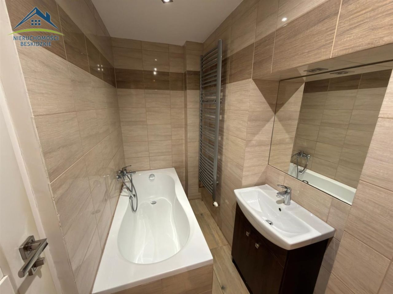 Mieszkanie 2-pokojowe Ustroń Jelenica. Zdjęcie 4