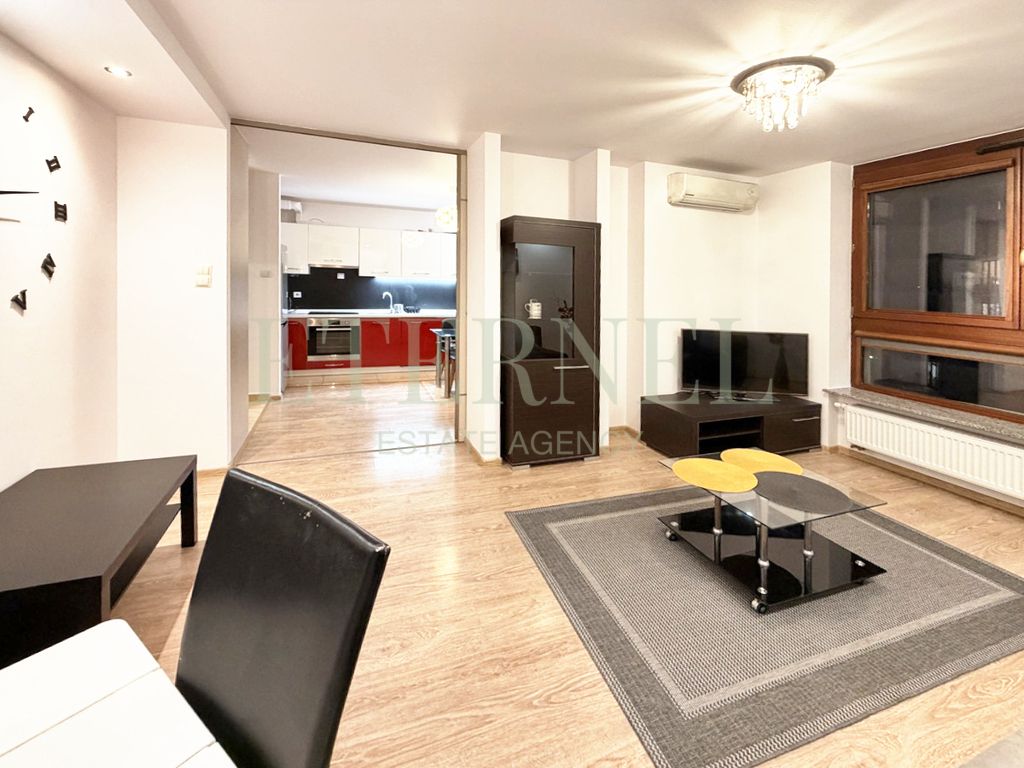 Mieszkanie 2-pokojowe Kraków, ul. Armii Krajowej. Zdjęcie 2