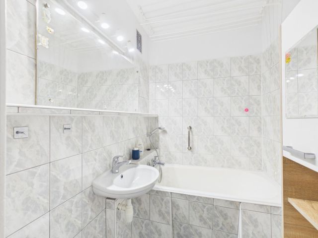 Mieszkanie 3-pokojowe Gdynia, ul. adm. J. Unruga. Zdjęcie 11