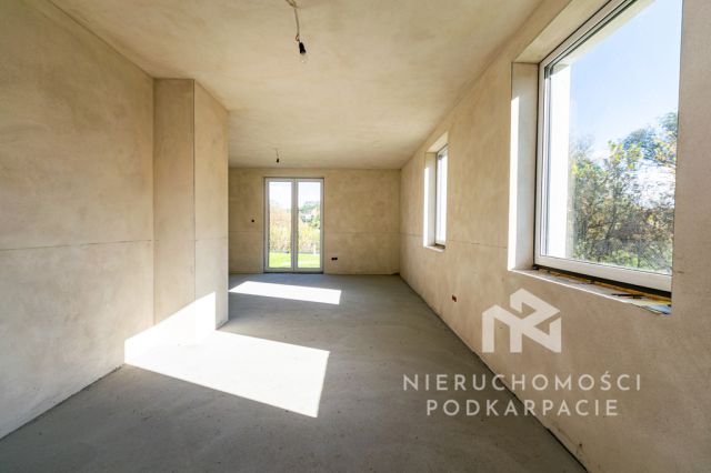 dom wolnostojący, 5 pokoi Nowy Borek. Zdjęcie 11