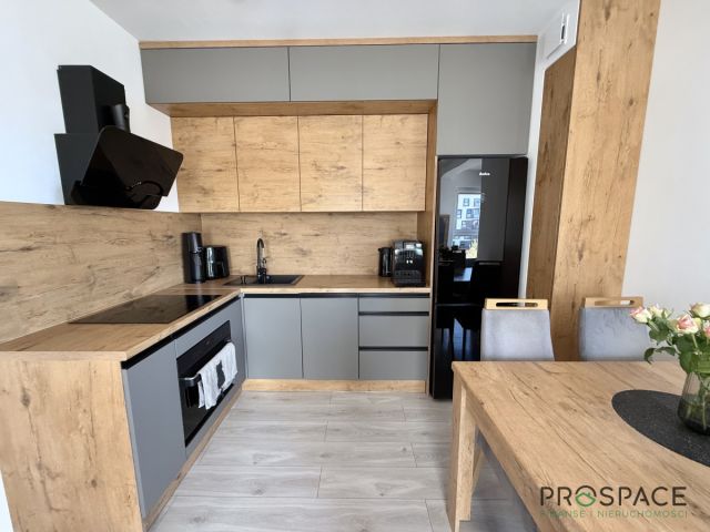 Mieszkanie 4-pokojowe Zielona Góra, ul. Franciszka Rzeźniczaka. Zdjęcie 4