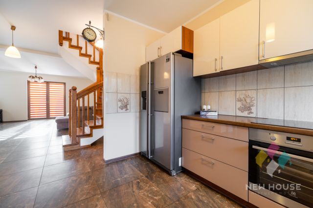 dom wolnostojący, 6 pokoi Patryki. Zdjęcie 6