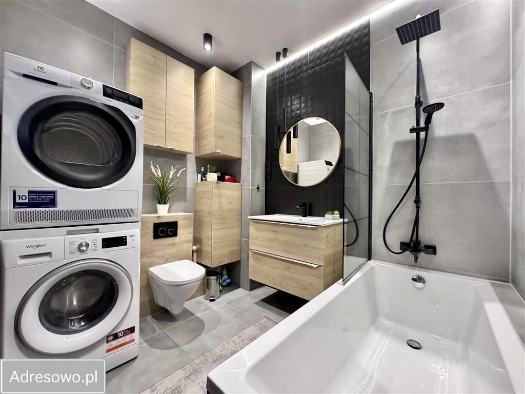 Mieszkanie 4-pokojowe Nowy Tuchom. Zdjęcie 7