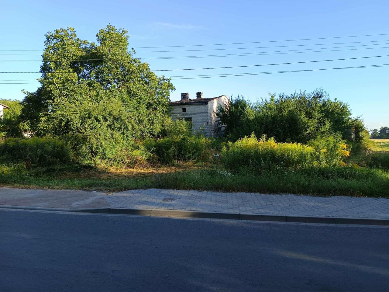 dom wolnostojący Wieluń, ul. Polskiej Organizacji Wojskowej. Zdjęcie 4