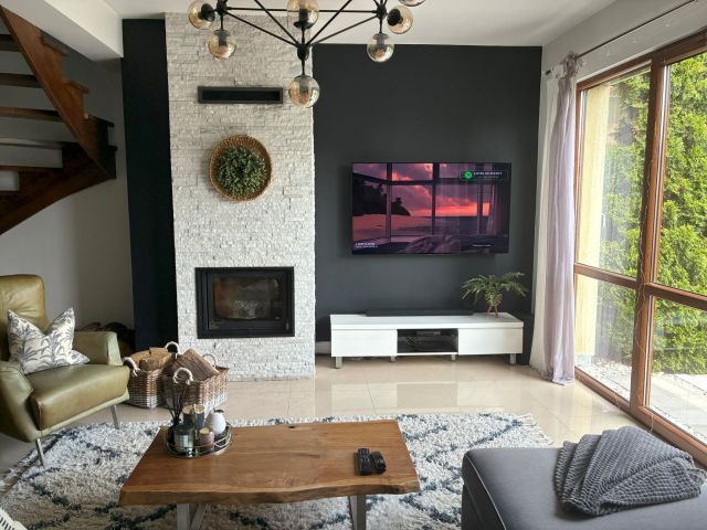 dom szeregowy, 4 pokoje Kiełczów, ul. Parkowa. Zdjęcie 1