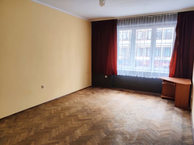 Mieszkanie 3-pokojowe Kraków Krowodrza, ul. Mazowiecka. Zdjęcie 1