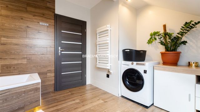 Mieszkanie 4-pokojowe Węgrzce Wielkie. Zdjęcie 29