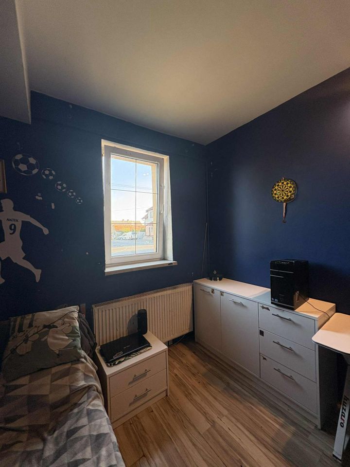 dom wolnostojący, 4 pokoje Krzelów, Krzelów. Zdjęcie 2