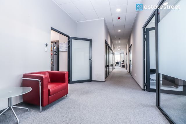 Biuro Kraków Łagiewniki-Borek Fałęcki, ul. Józefa Marcika. Zdjęcie 1