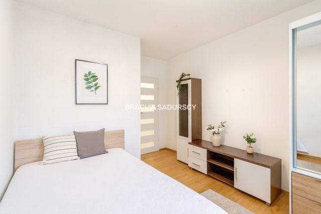 Mieszkanie 2-pokojowe Kraków Czyżyny, ul. Bolesława Orlińskiego. Zdjęcie 1