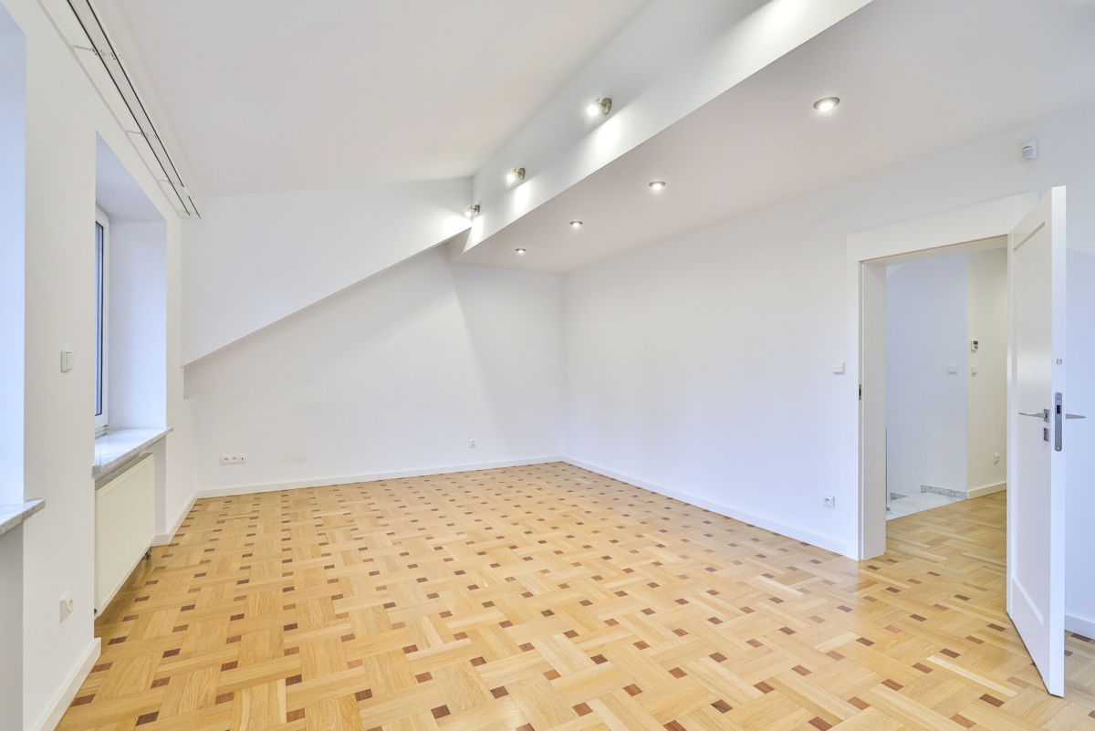 dom wolnostojący, 8 pokoi Warszawa Wilanów, ul. Królowej Marysieńki. Zdjęcie 11