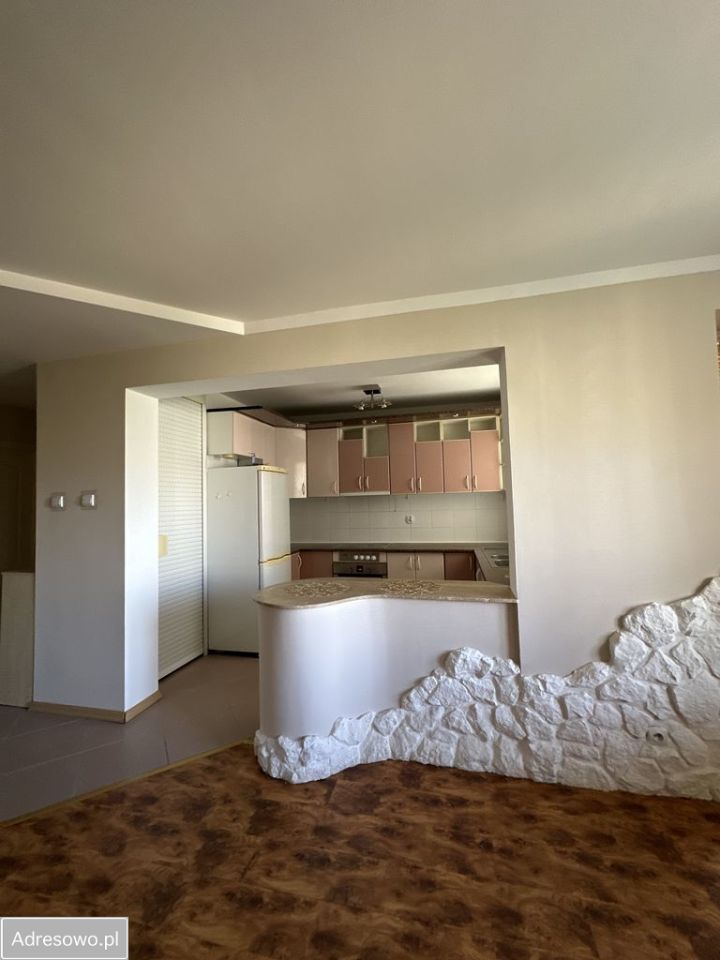 Mieszkanie 3-pokojowe Koło, ul. Tulipanowa. Zdjęcie 3