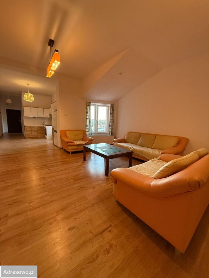 Mieszkanie 2-pokojowe Częstochowa Trzech Wieszczów, al. Aleja Wolności. Zdjęcie 2